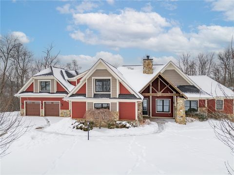 103 Vista Ct Lancaster Twp PA 16037