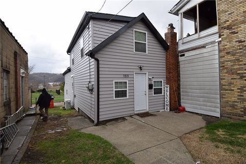 Photo of 1511 Duss Ave, Ambridge, PA 15003 (MLS # 1746977)