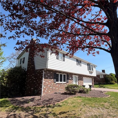 Photo of 101 Kemar Dr, Butler, PA 16002 (MLS # 1750160)