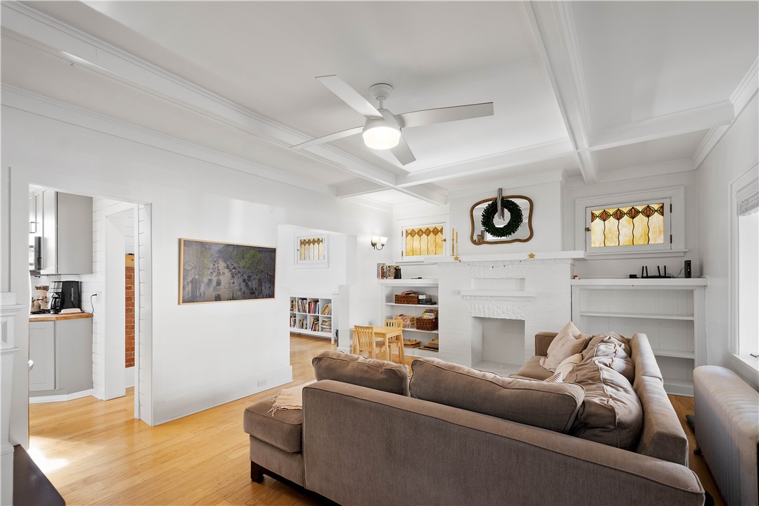 Dormont, Pennsylvania 15216, United States, 4 Bedrooms Bedrooms, ,2 BathroomsBathrooms,Residential,Pending,2241