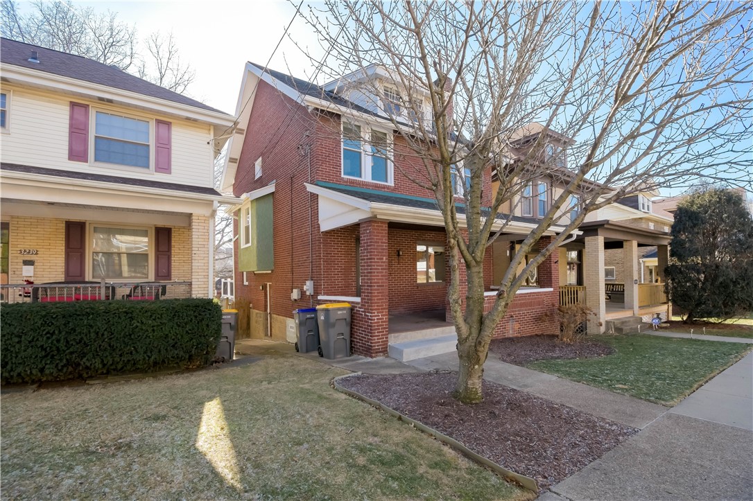 Dormont, Pennsylvania 15216, United States, 4 Bedrooms Bedrooms, ,2 BathroomsBathrooms,Residential,Pending,2241