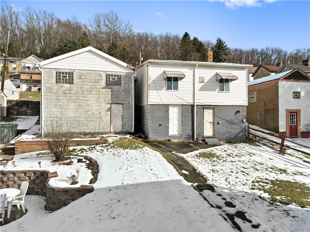 733 Peach Alley, Glassport, Pennsylvania image 36