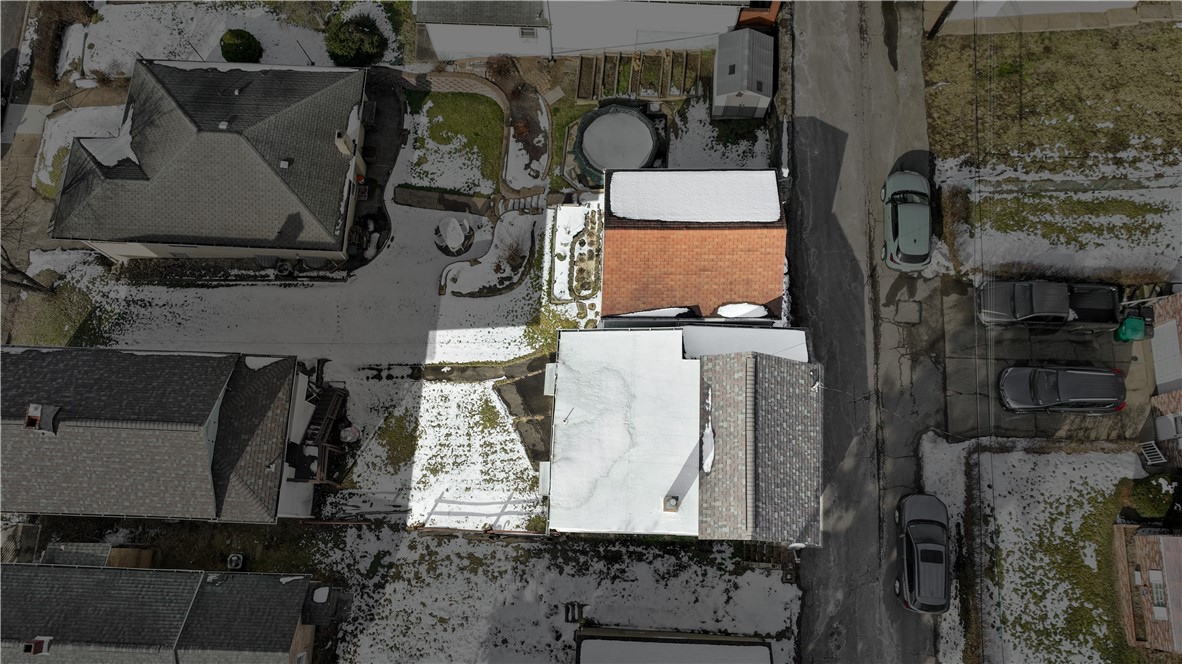 733 Peach Alley, Glassport, Pennsylvania image 2