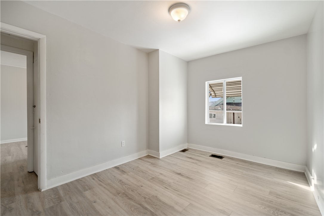 733 Peach Alley, Glassport, Pennsylvania image 31