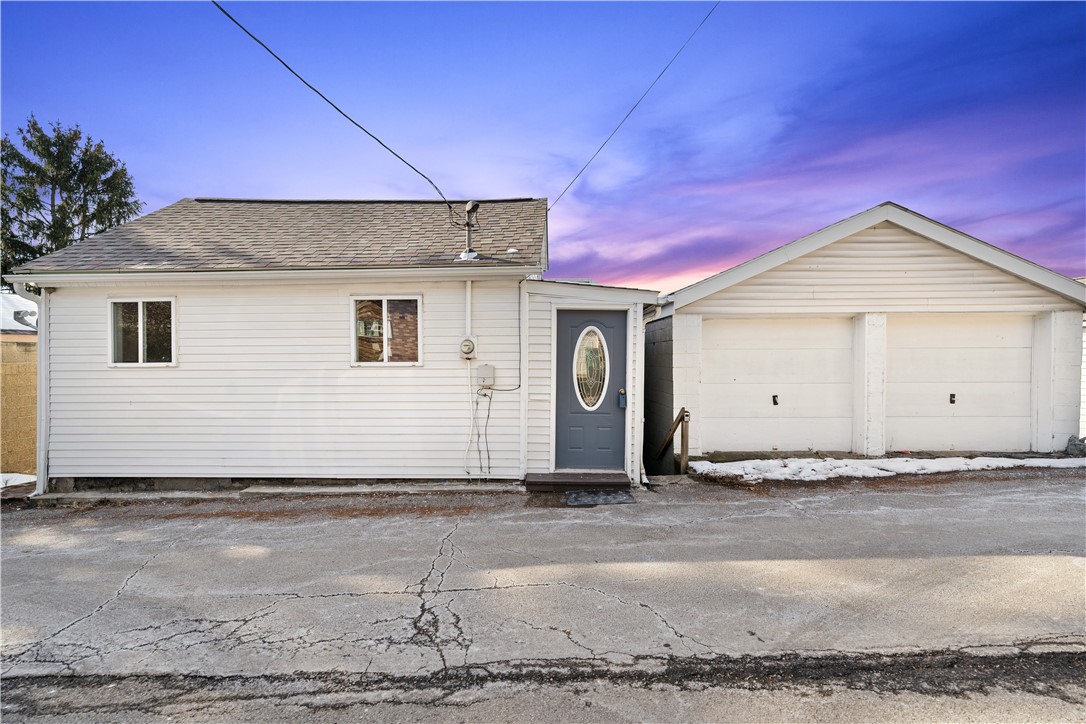 733 Peach Alley, Glassport, Pennsylvania image 38
