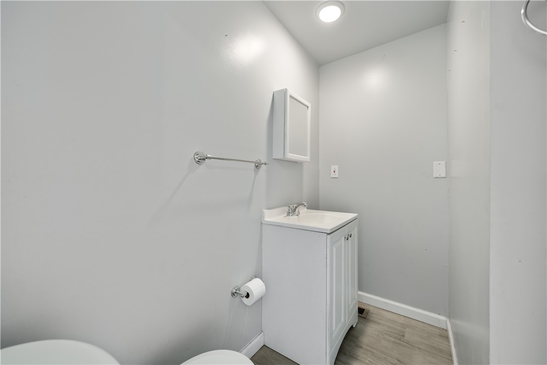 733 Peach Alley, Glassport, Pennsylvania image 26