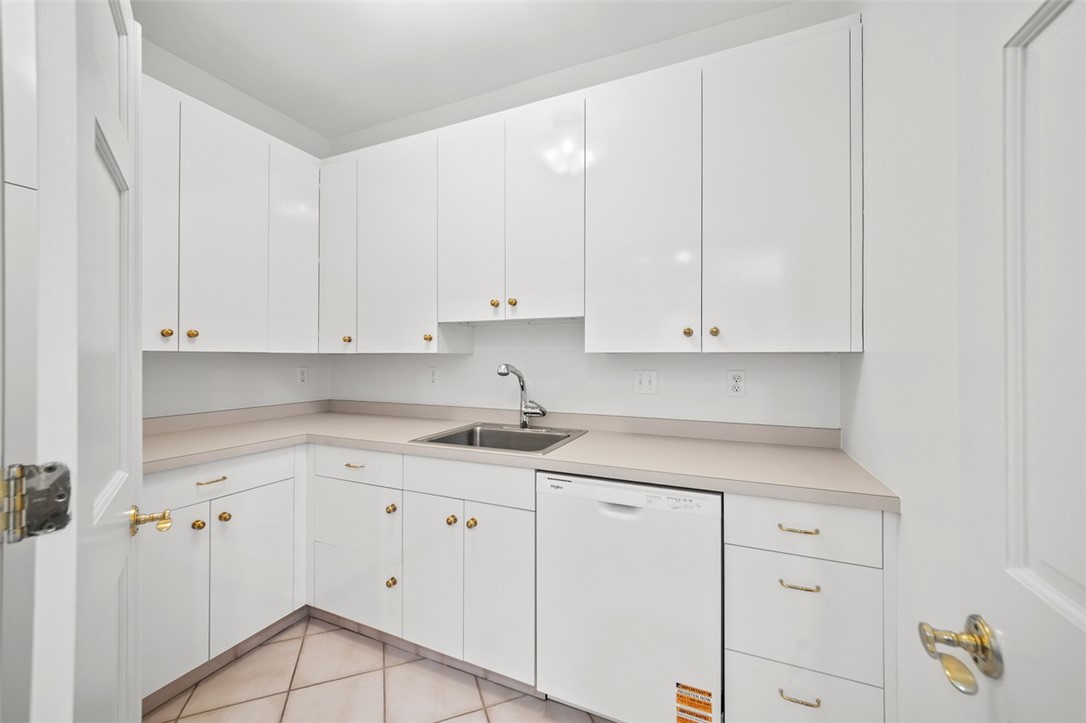 Murrysville, Pennsylvania 15668, United States, 6 Bedrooms Bedrooms, ,6 BathroomsBathrooms,Residential,Active,211086