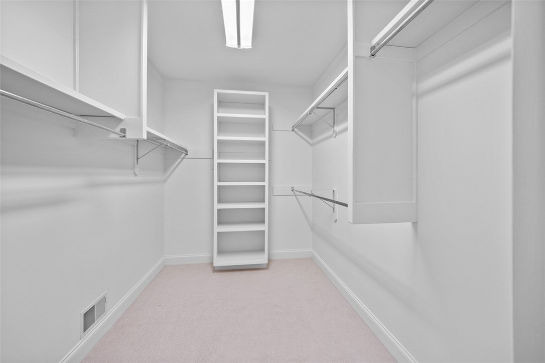 Murrysville, Pennsylvania 15668, United States, 6 Bedrooms Bedrooms, ,6 BathroomsBathrooms,Residential,Active,211086