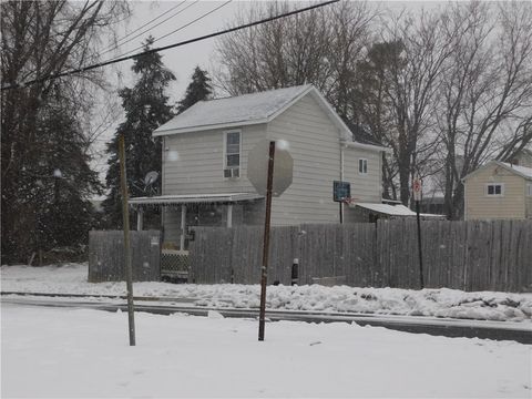 45 Collins Avenue Uniontown PA 15401