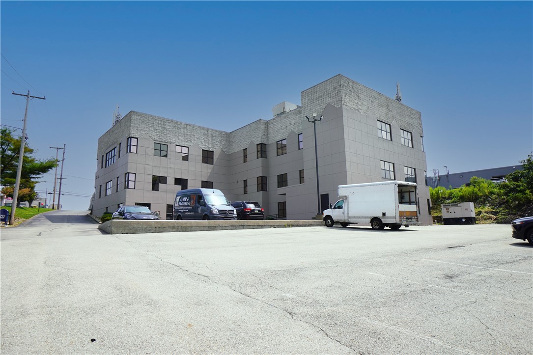 McCandless, Pennsylvania 15090, United States, ,Commercial,Active,52283