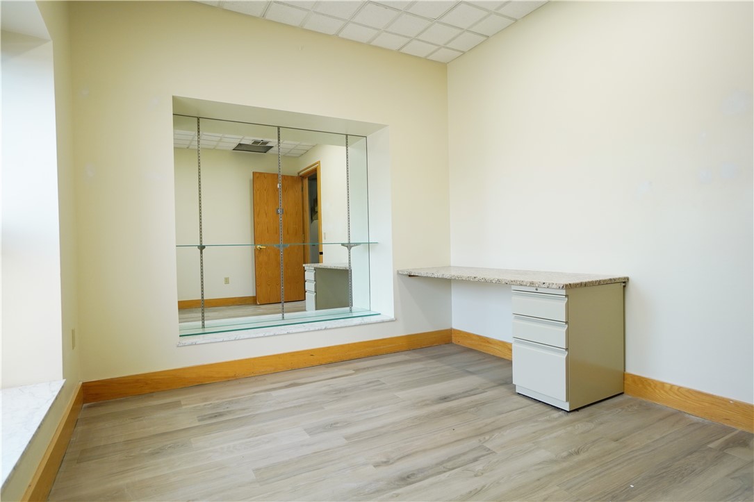 McCandless, Pennsylvania 15090, United States, ,Commercial,Active,52283