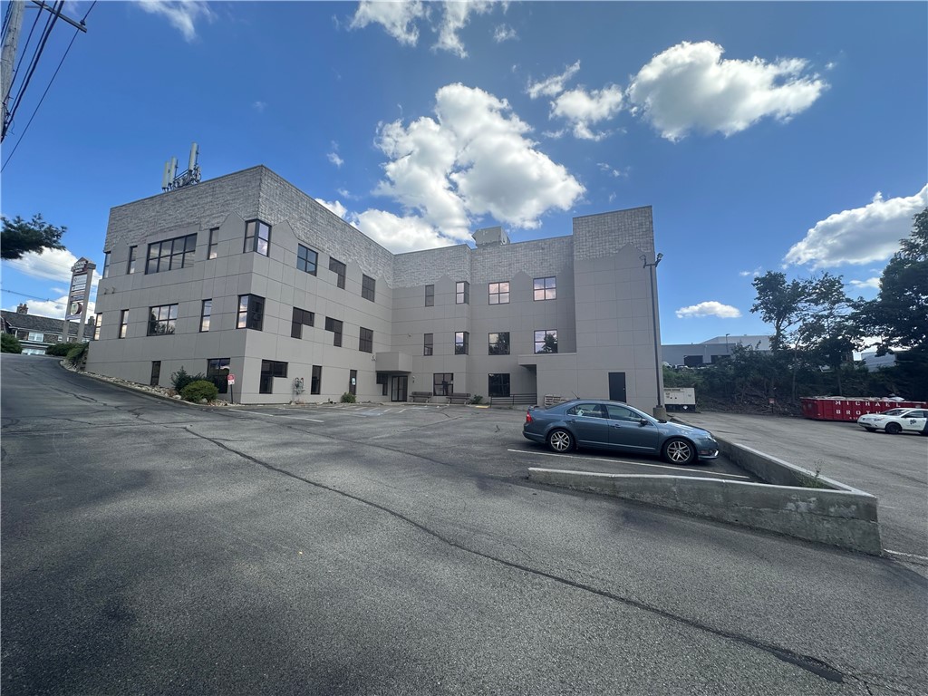 McCandless, Pennsylvania 15090, United States, ,Commercial,Active,52283