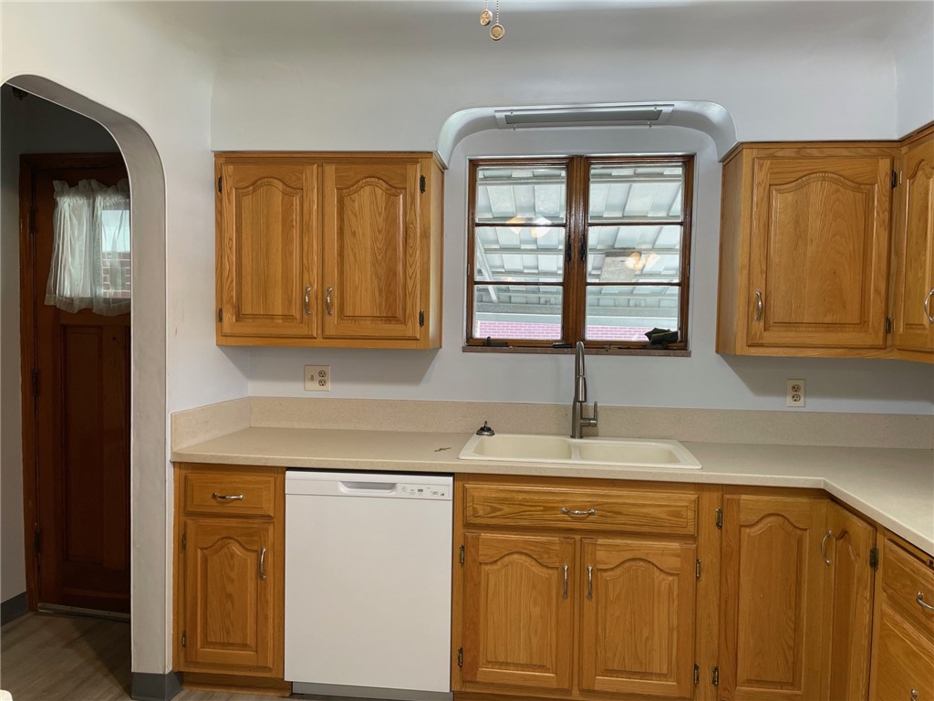 Hempfield Twp, Pennsylvania 15644, United States, 3 Bedrooms Bedrooms, ,2 BathroomsBathrooms,Residential,Active,207669