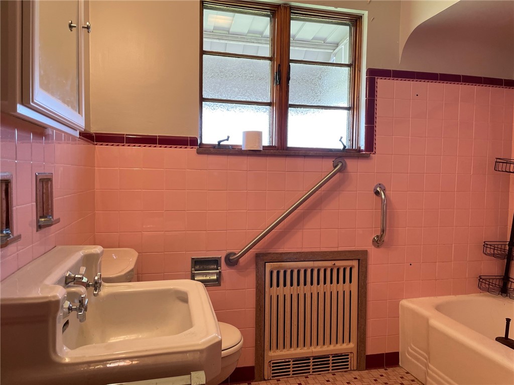 Hempfield Twp, Pennsylvania 15644, United States, 3 Bedrooms Bedrooms, ,2 BathroomsBathrooms,Residential,Active,207669