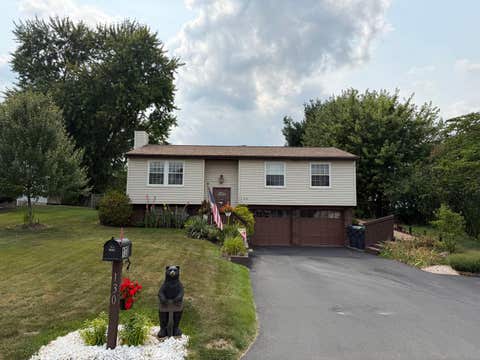 Photo for 130 Wayne Drive