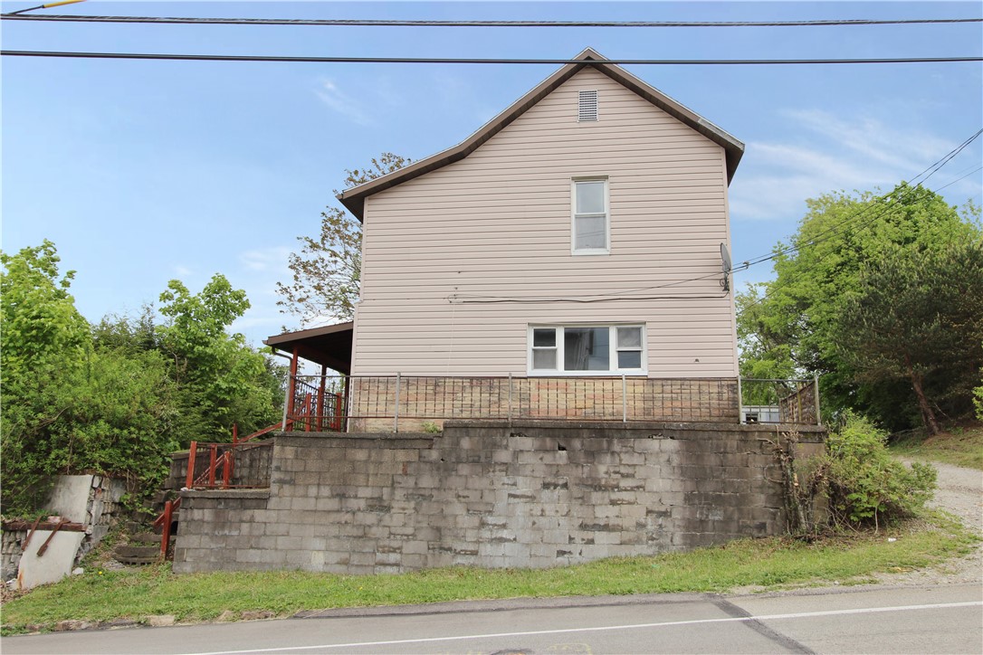 View South Union Twp, PA 15401 house