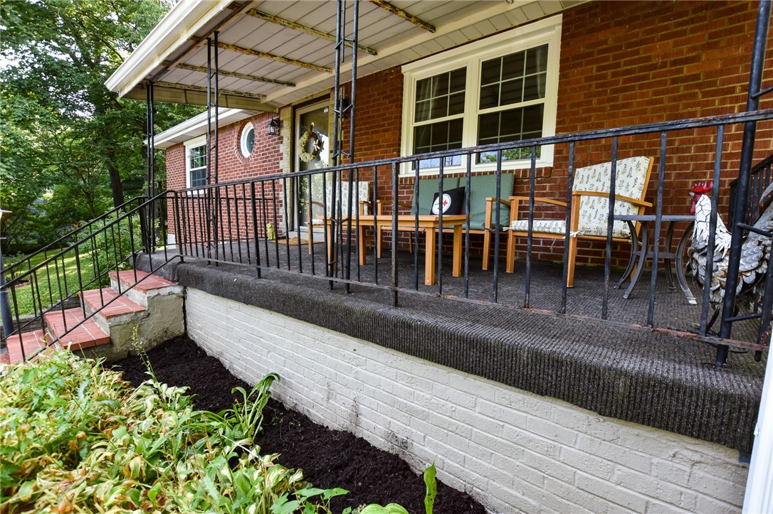 Photo 5 of 19 of 2940 Dodds Ave house