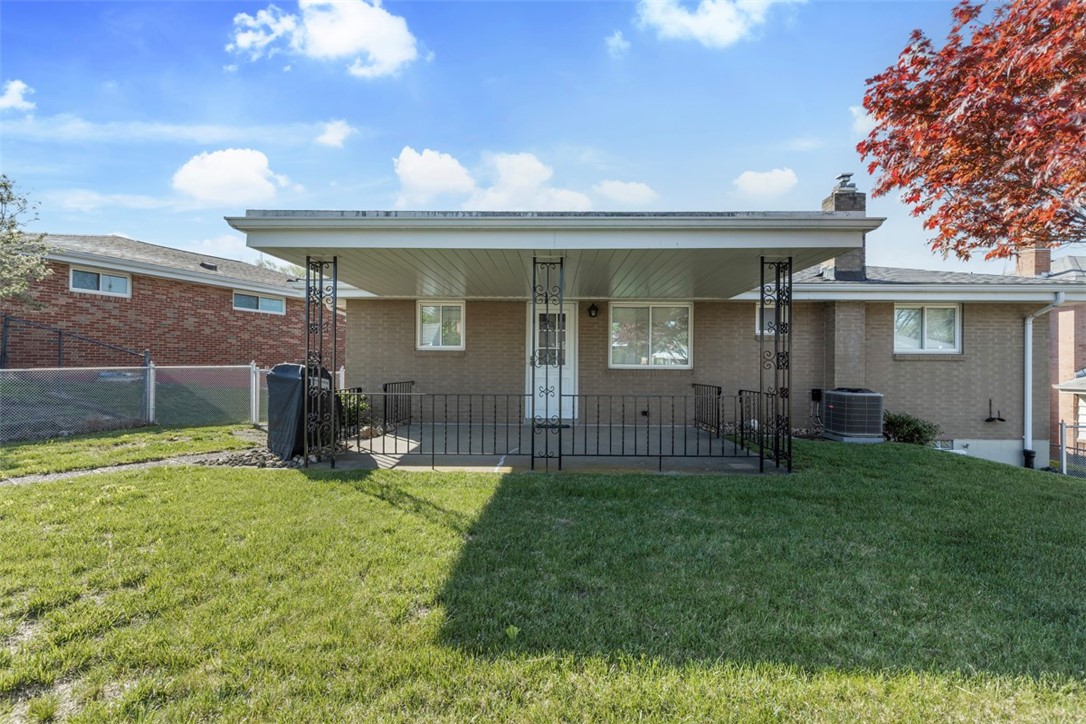 Crafton Heights, Pennsylvania 15220, United States, 3 Bedrooms Bedrooms, ,2 BathroomsBathrooms,Residential,Contingent,119385