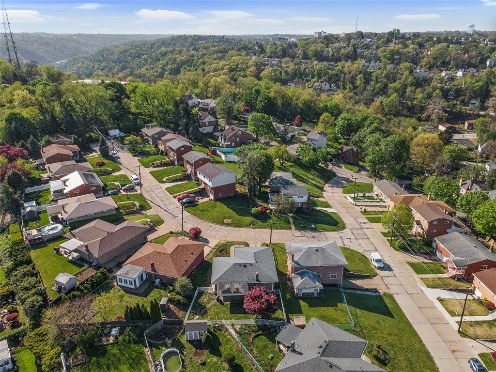 Crafton Heights, Pennsylvania 15220, United States, 3 Bedrooms Bedrooms, ,2 BathroomsBathrooms,Residential,Contingent,119385