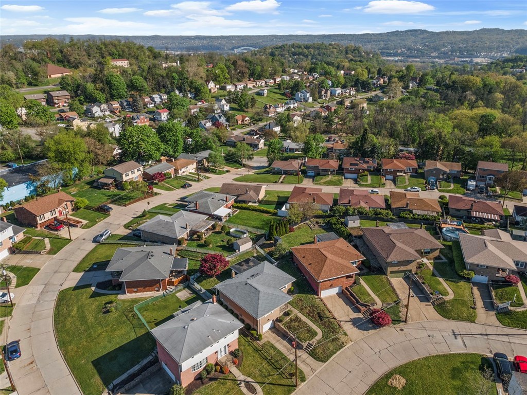 Crafton Heights, Pennsylvania 15220, United States, 3 Bedrooms Bedrooms, ,2 BathroomsBathrooms,Residential,Contingent,119385