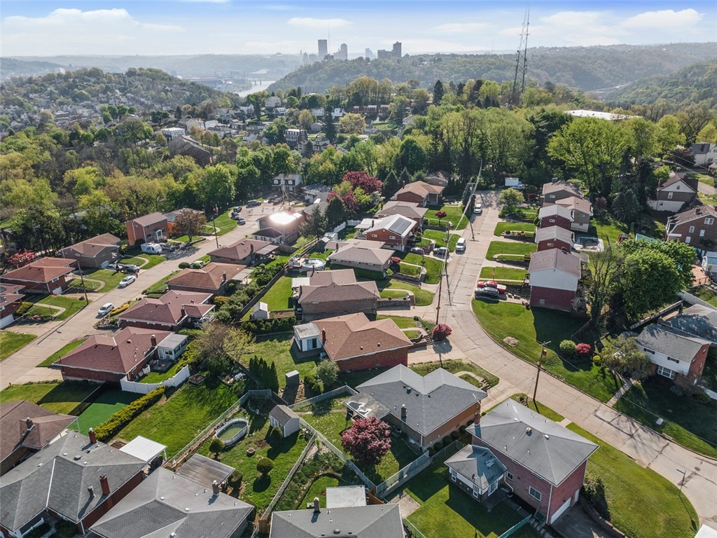 Crafton Heights, Pennsylvania 15220, United States, 3 Bedrooms Bedrooms, ,2 BathroomsBathrooms,Residential,Contingent,119385