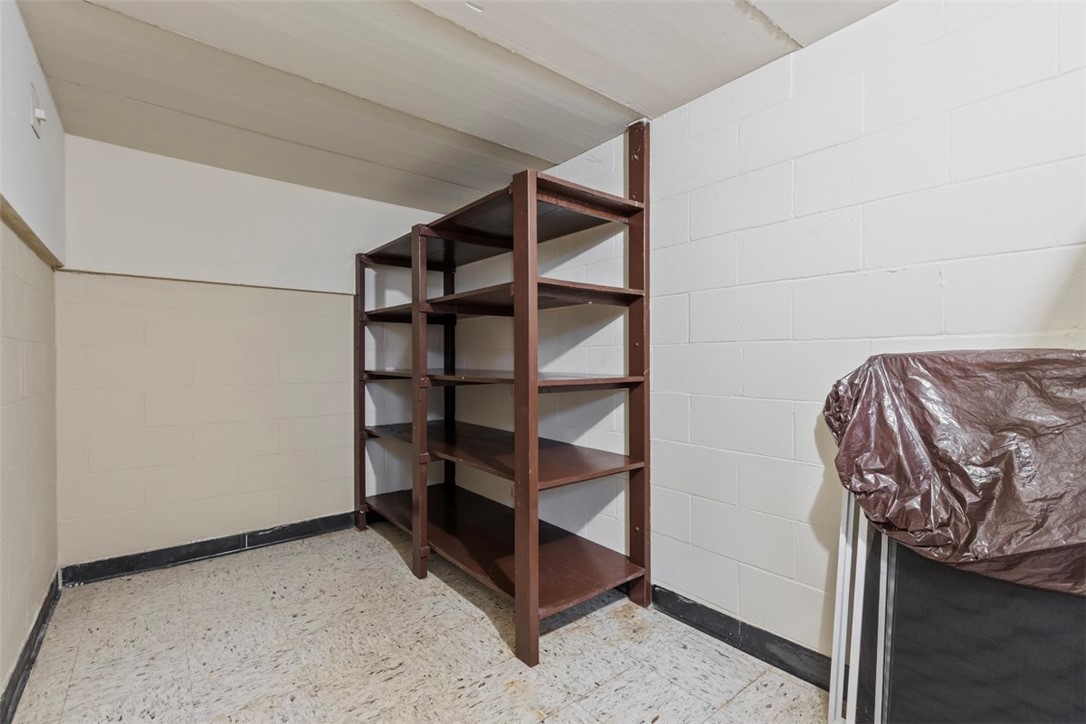 Crafton Heights, Pennsylvania 15220, United States, 3 Bedrooms Bedrooms, ,2 BathroomsBathrooms,Residential,Contingent,119385