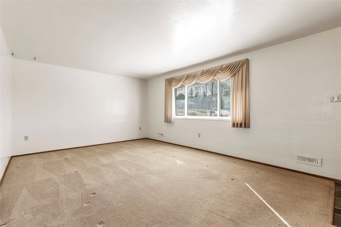 Crafton Heights, Pennsylvania 15220, United States, 3 Bedrooms Bedrooms, ,2 BathroomsBathrooms,Residential,Contingent,119385