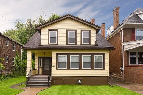 Photo of 6530 Northumberland St, Pittsburgh, PA 15217 (MLS # 1752680)