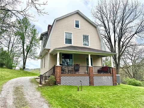 Photo of 416 Pine Run Rd, Fombell, PA 16123 (MLS # 1752437)