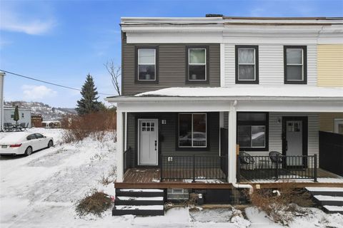 Photo of 3823 Mintwood St, Pittsburgh, PA 15201 (MLS # 1735909)