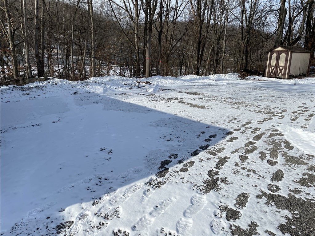 Twp Of But SW, Pennsylvania 16001, United States, 9 Bedrooms Bedrooms, ,1 BathroomBathrooms,Residential,Active,14141