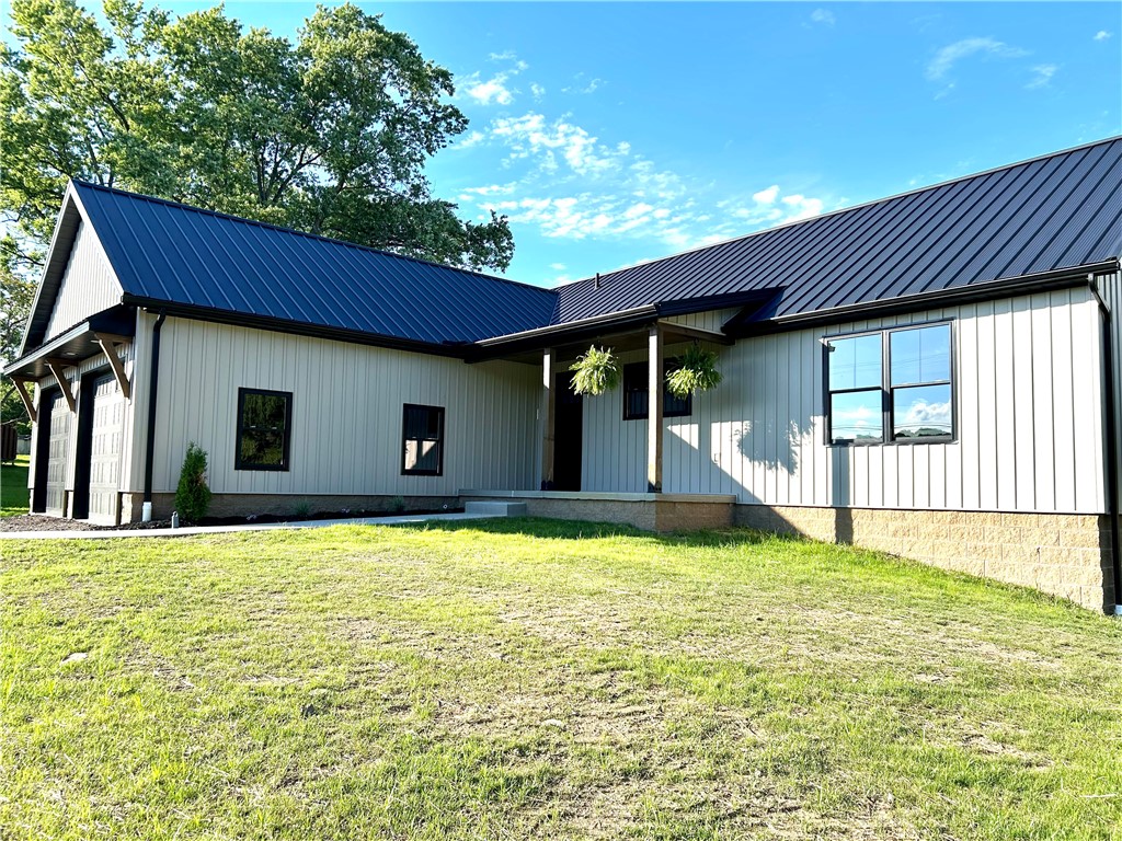 205 Ekastown Road