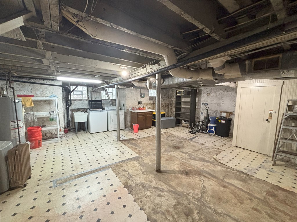 Squirrel Hill, Pennsylvania 15217, United States, 1 Bedroom Bedrooms, ,1 BathroomBathrooms,Residential,Active,217832