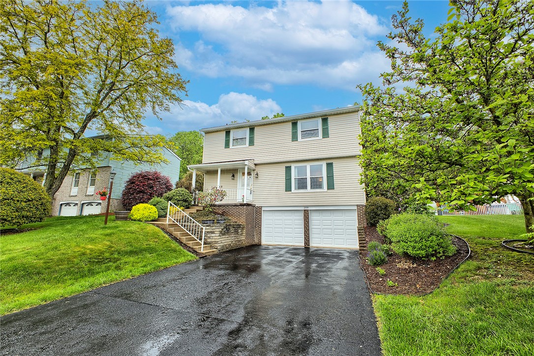 208 Wren Dr.