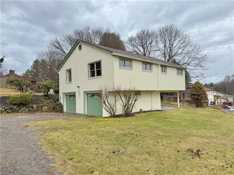 701 Mercer Rd
