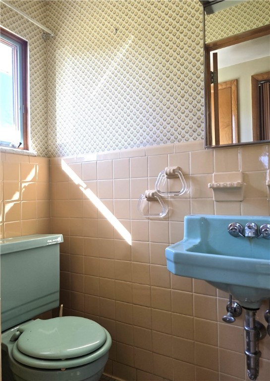 Penn Twp - But, Pennsylvania 16002, United States, ,Commercial,Active,83657