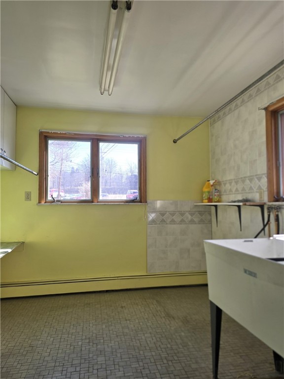 Penn Twp - But, Pennsylvania 16002, United States, ,Commercial,Active,83657