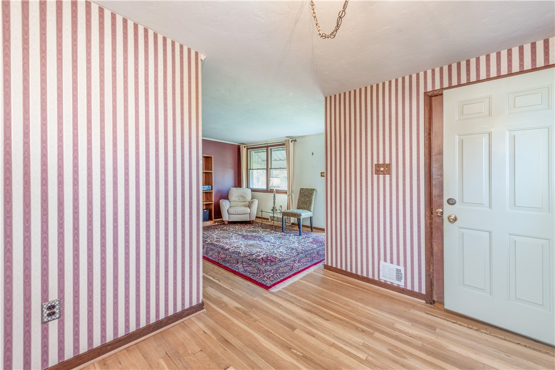 549 Chessbriar Drive Dr, Bethel Park, Pennsylvania image 8