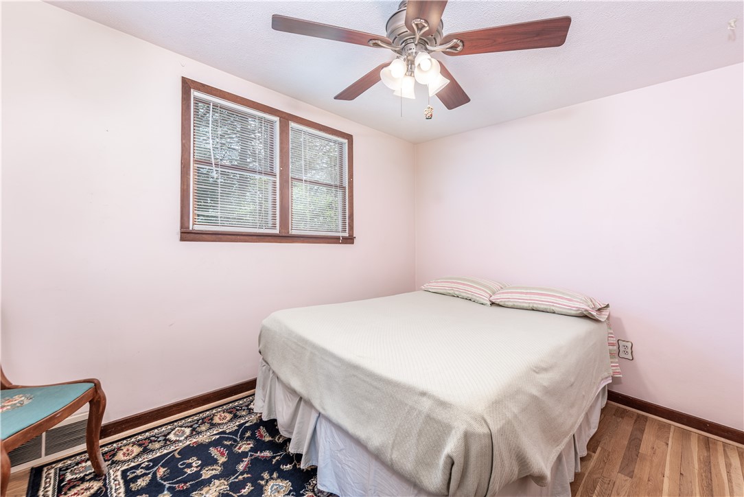 549 Chessbriar Drive Dr, Bethel Park, Pennsylvania image 16