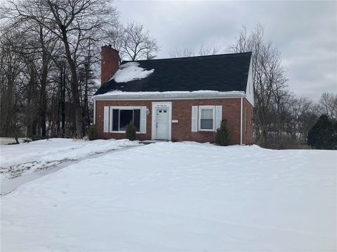 Homes For Sale - 444 Spencer Ave Ave<br/> Mercer County, Sharon, PA 16146