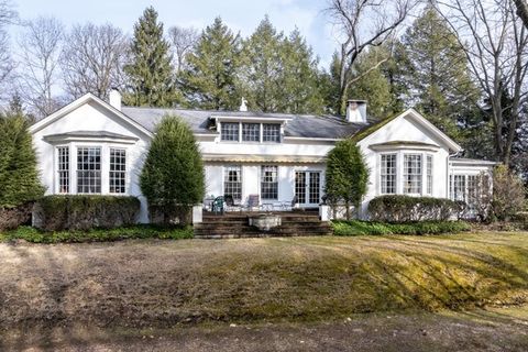 804 Persimmon Rd Sewickley Heights PA 15143