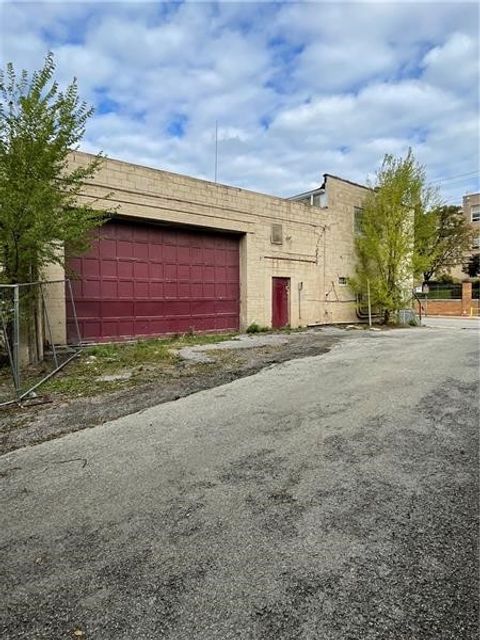 Photo of 6564 Frankstown Ave, Pittsburgh, PA 15206 (MLS # 1737421)