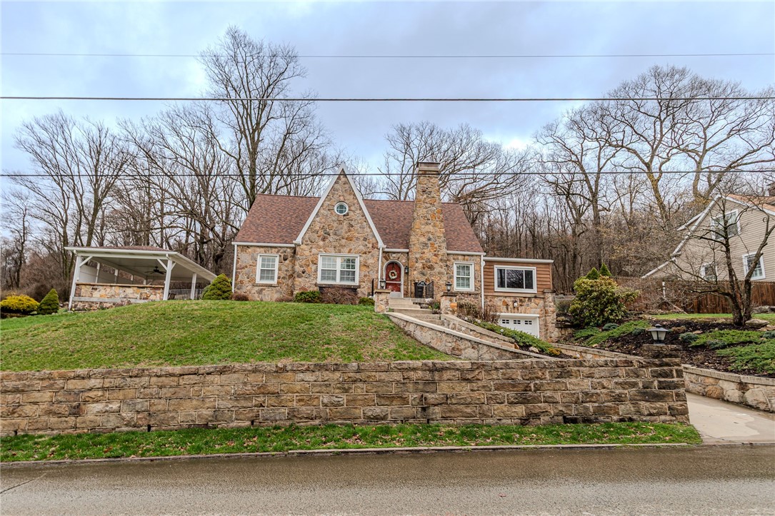 1025 Isabella Road