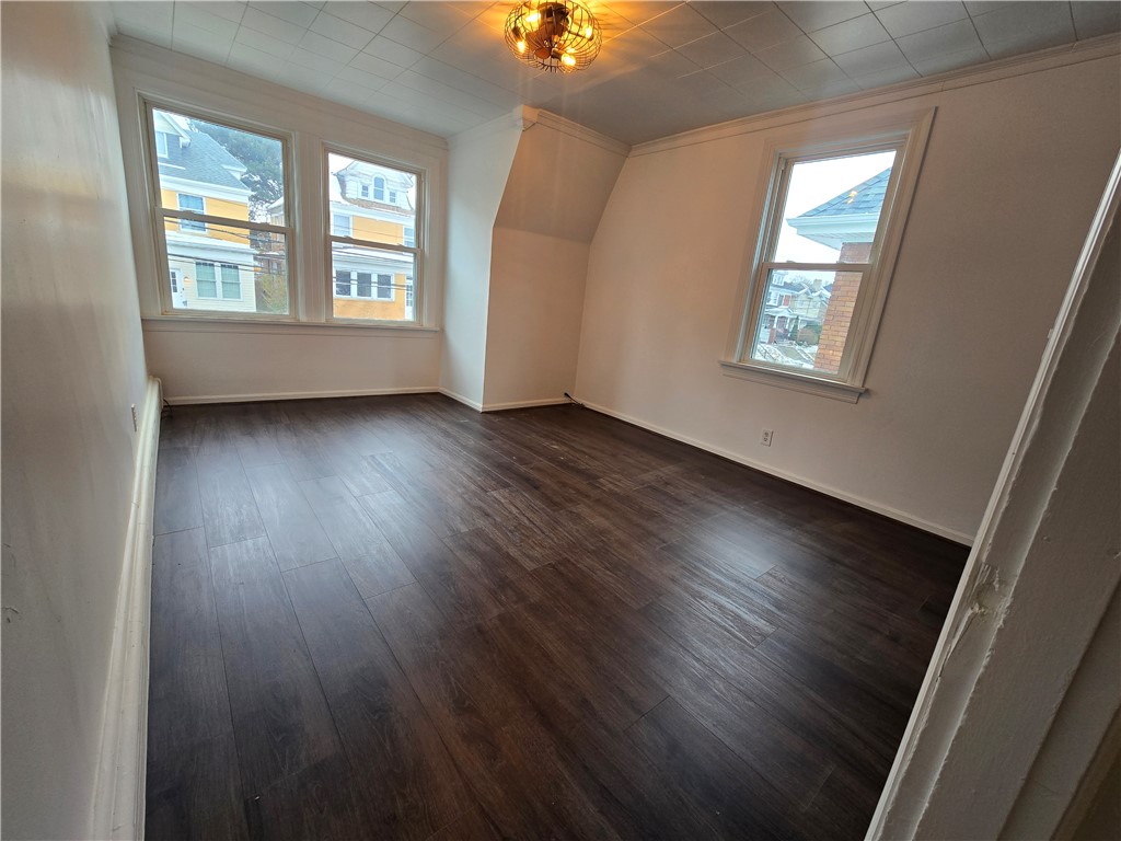 Dormont, Pennsylvania 15216, United States, 3 Bedrooms Bedrooms, ,1 BathroomBathrooms,Residential,Active,253087