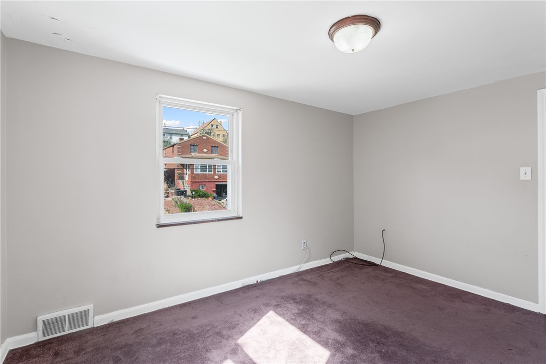 Brookline, Pennsylvania 15226, United States, 3 Bedrooms Bedrooms, ,1 BathroomBathrooms,Residential,Active,113656