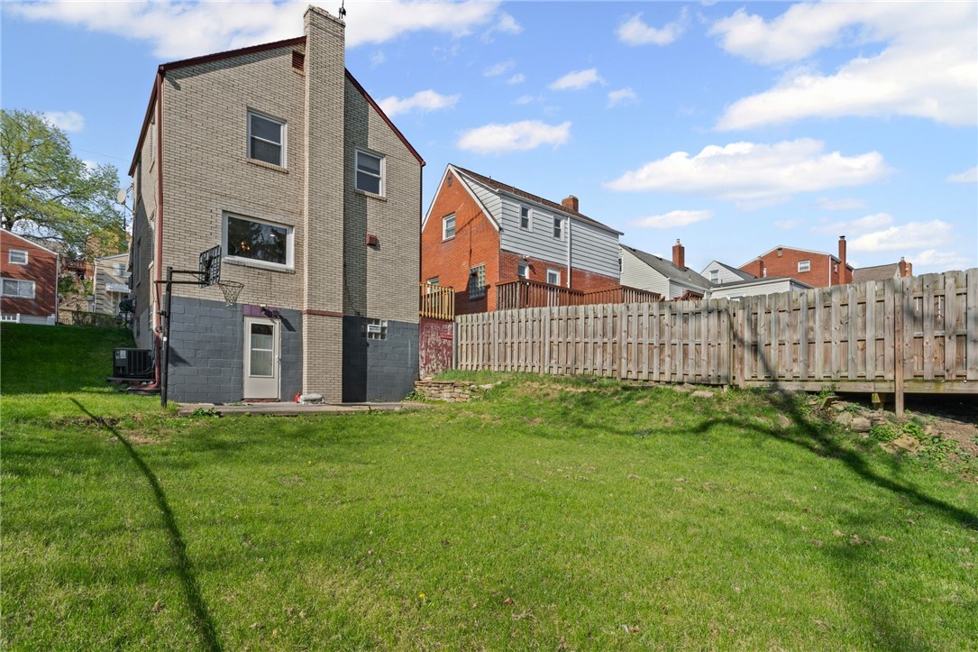 Brookline, Pennsylvania 15226, United States, 3 Bedrooms Bedrooms, ,1 BathroomBathrooms,Residential,Active,113656