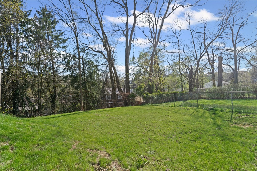 Brookline, Pennsylvania 15226, United States, 3 Bedrooms Bedrooms, ,1 BathroomBathrooms,Residential,Active,113656