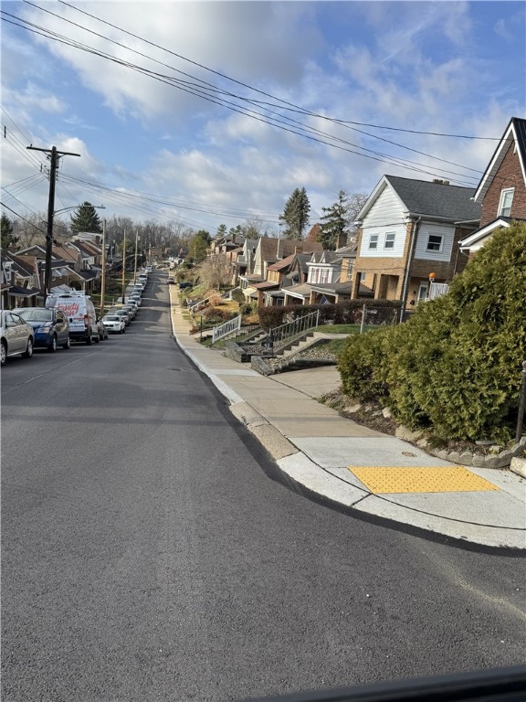 Brentwood, Pennsylvania 15227, United States, 2 Bedrooms Bedrooms, ,1 BathroomBathrooms,Residential,Active,249899