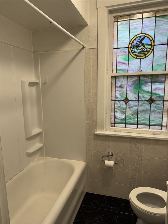 Brentwood, Pennsylvania 15227, United States, 2 Bedrooms Bedrooms, ,1 BathroomBathrooms,Residential,Active,249899