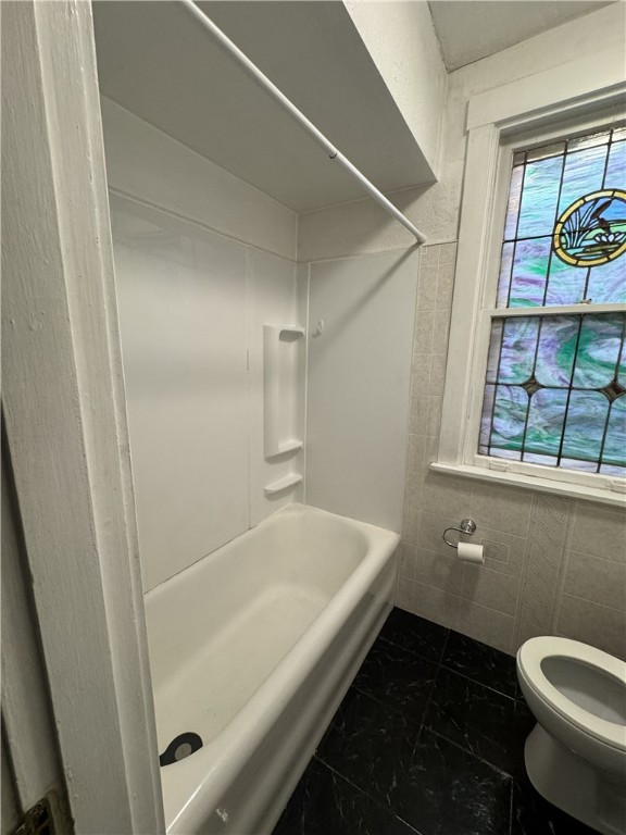 Brentwood, Pennsylvania 15227, United States, 2 Bedrooms Bedrooms, ,1 BathroomBathrooms,Residential,Active,249899